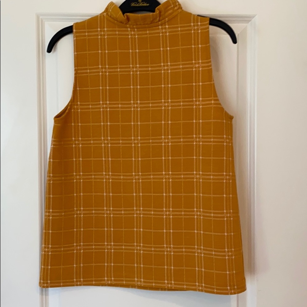 Ann Taylor checked ruffle Henley shell top xs - Picture 5 of 5